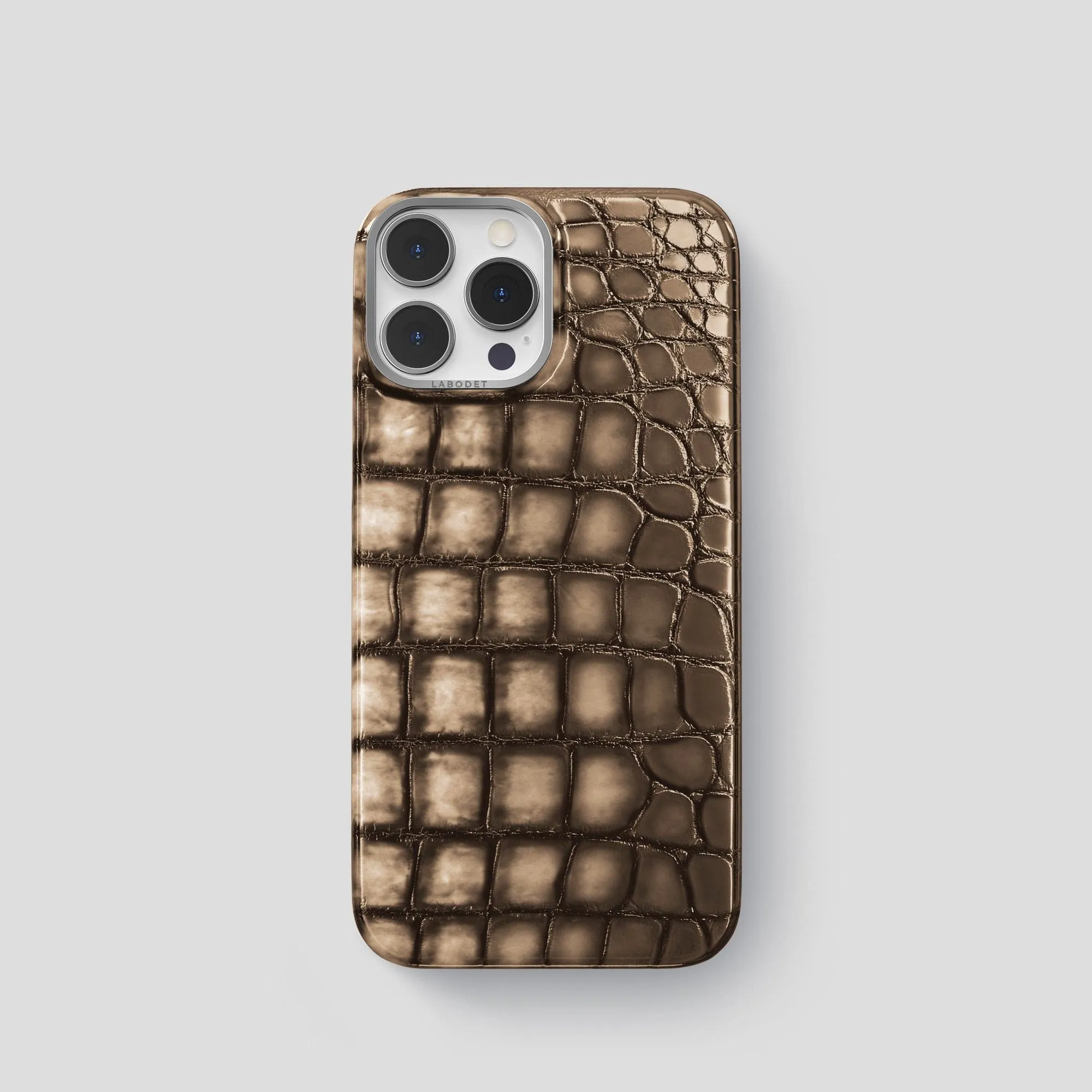Classic Case For iPhone 15 Pro In Patina Alligator Smooth Look
