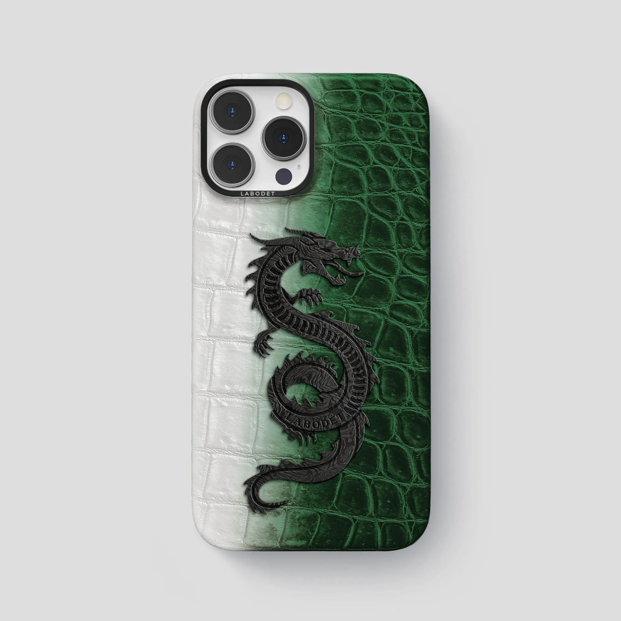 Classic Case With Carbon Dragon For iPhone 15 Pro Max In Himalayan Crocodile Smooth Feel