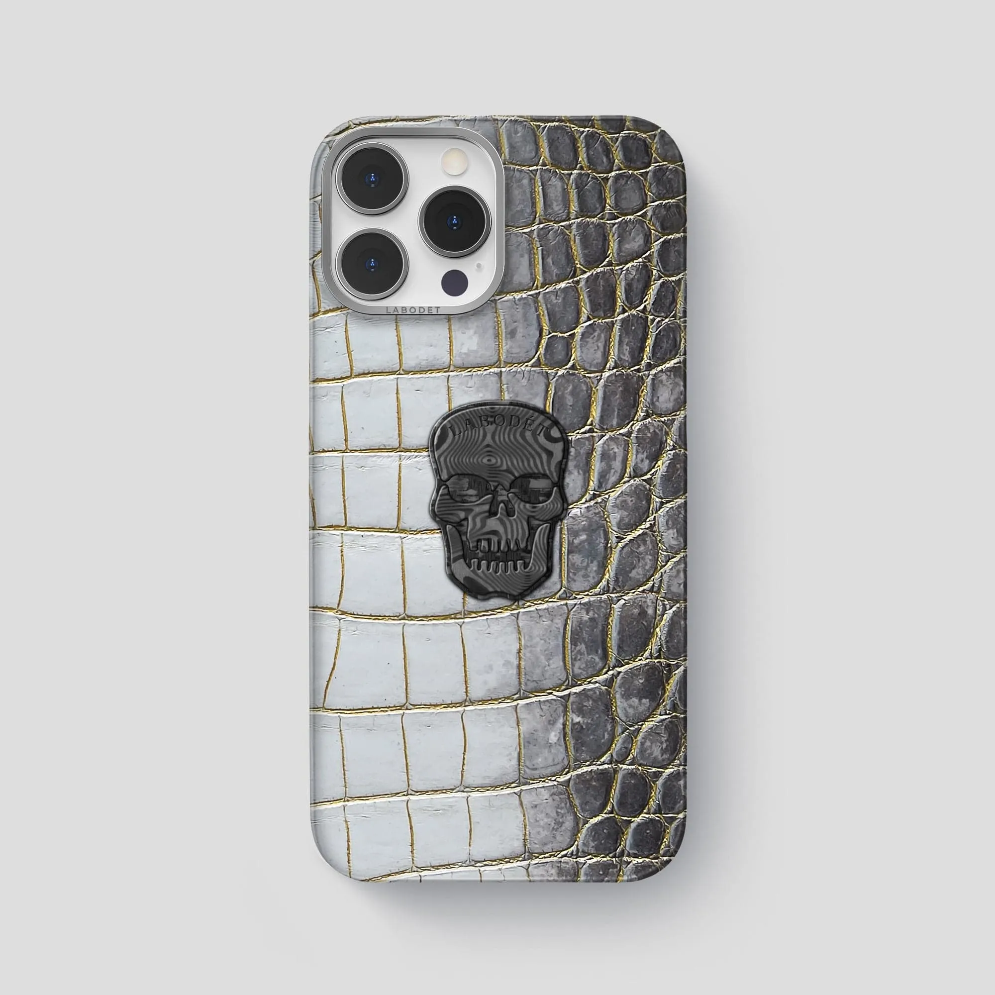 Classic Case With Carbon Skull For iPhone 15 Pro Max In Himalayan Crocodile Protective Shell Modern Detail