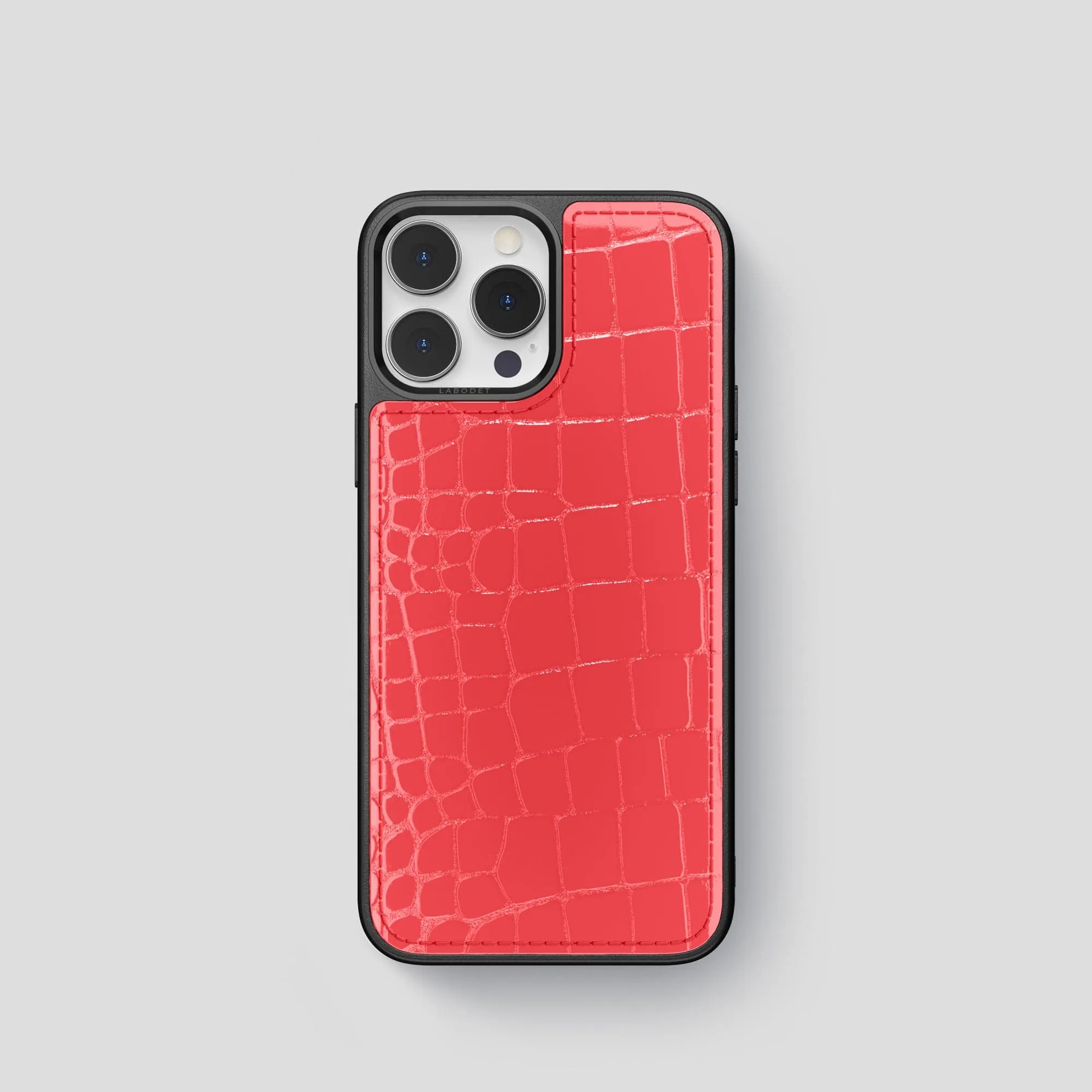 Minimal Feature Fashion Touch Sport Case For iPhone 15 Pro In Shiny Alligator