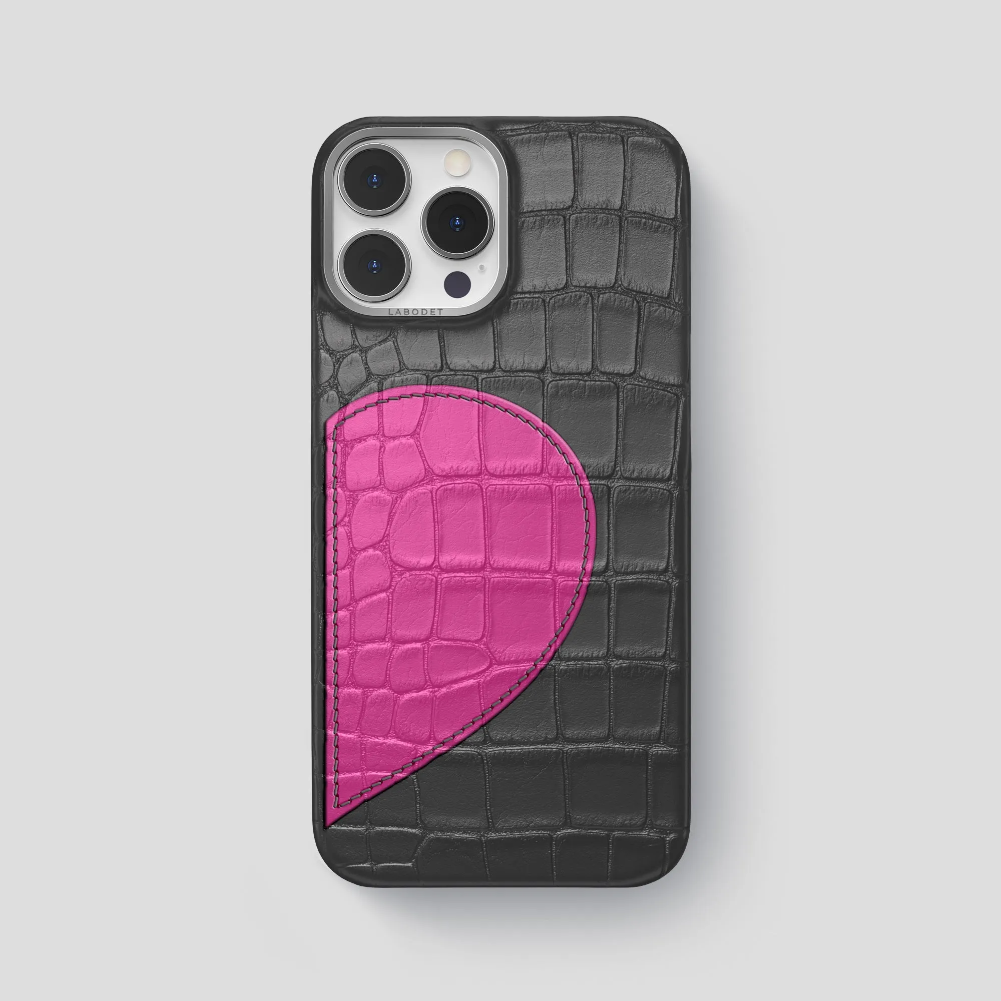 Classic Case With Half Heart - Left For iPhone 15 Pro Max In Alligator Comfort Style