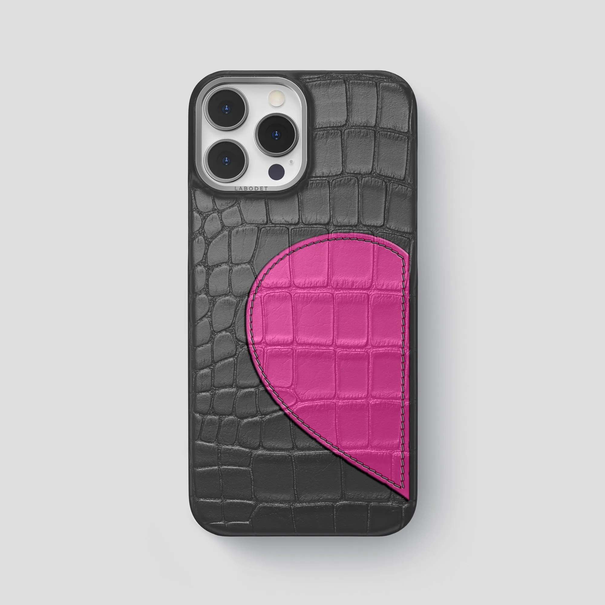Classic Case With Half Heart - Right For iPhone 15 Pro Max In Alligator Soft Cushion
