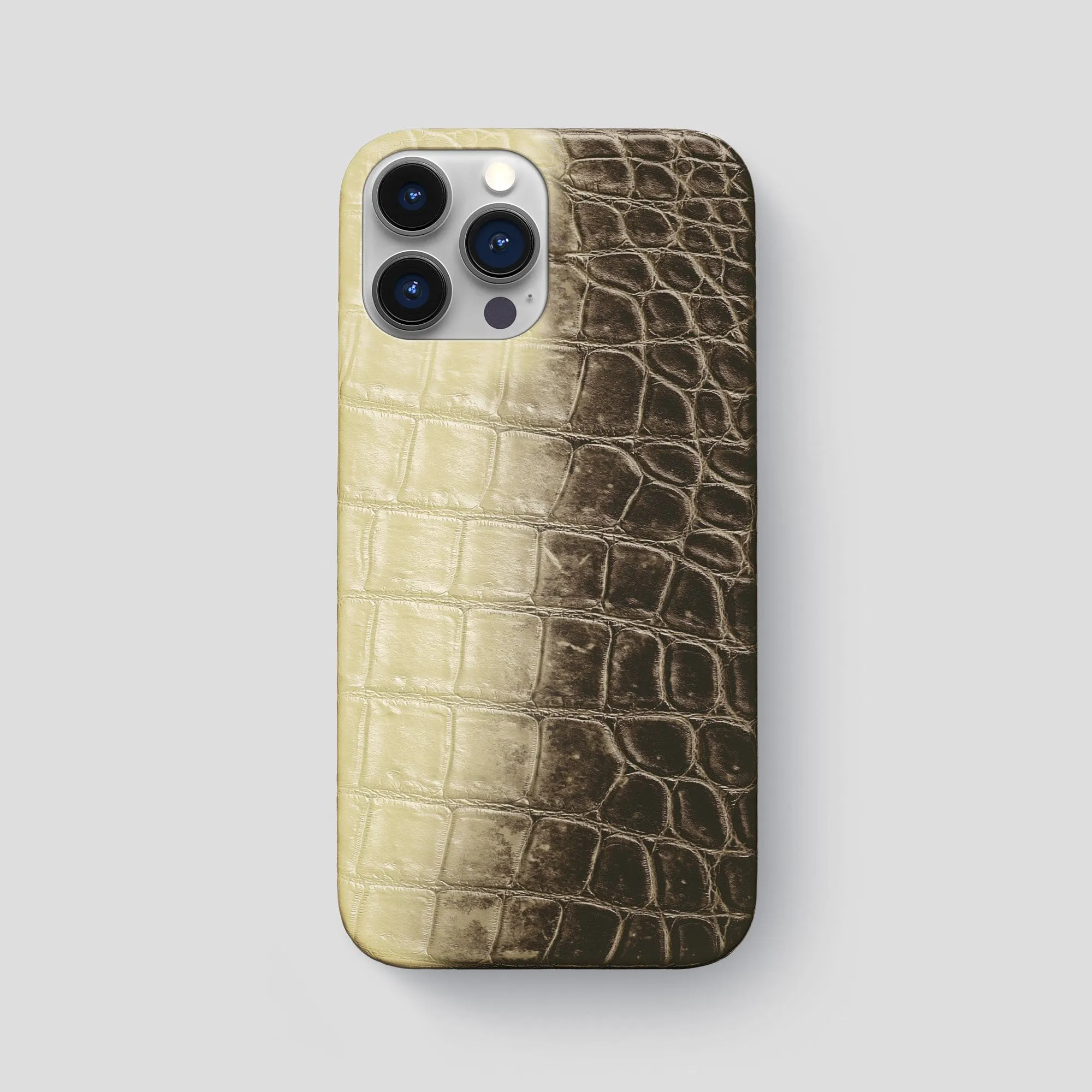 Minimal Form Refined Craftsmanship Slim Case For iPhone 15 Pro Max In Himalayan Crocodile