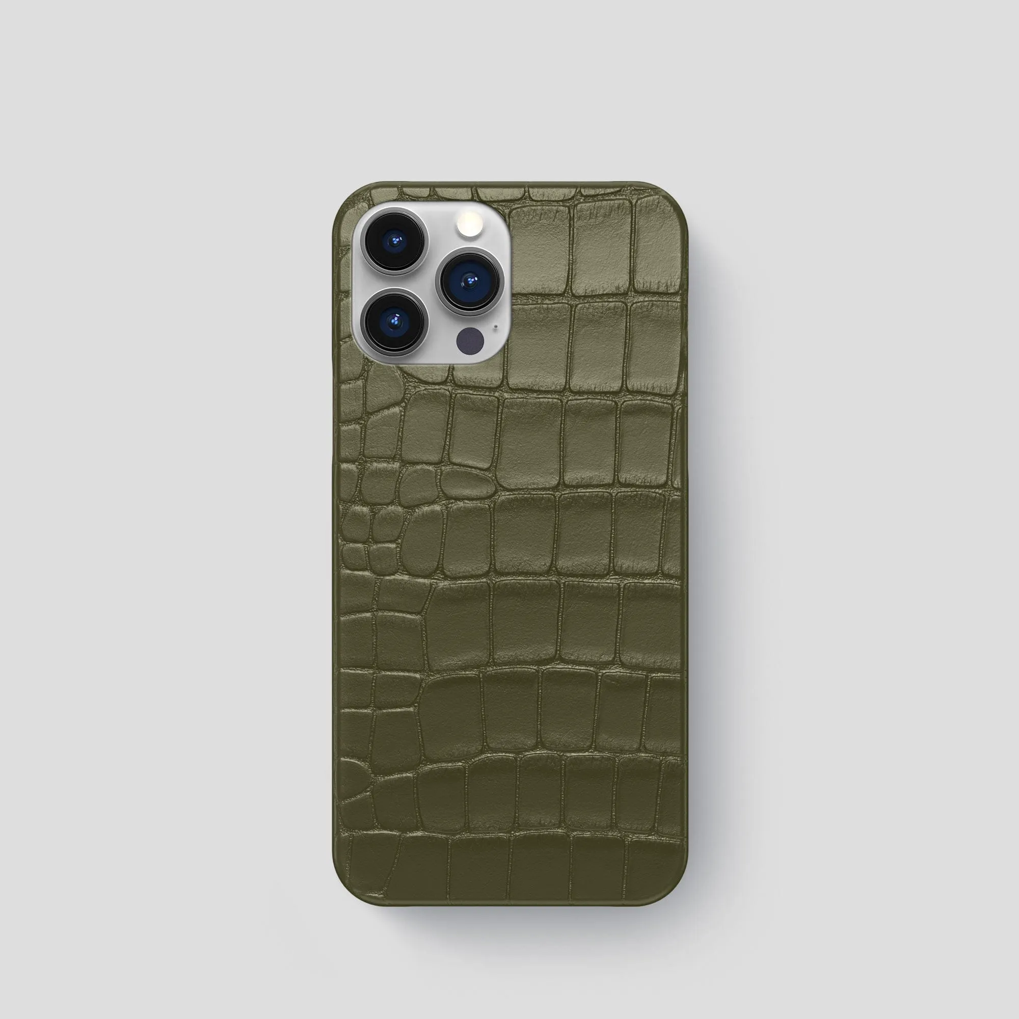 Water Resistant Slim Case For iPhone 15 Pro In Alligator